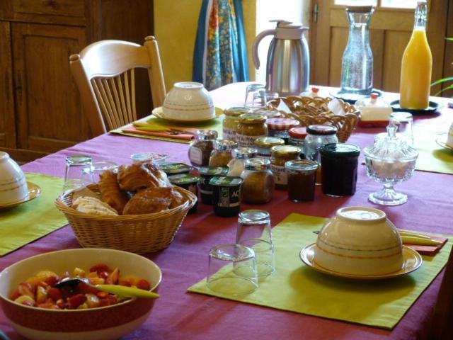 L'Echappee Belle Perigord Bed & Breakfast Cercles Exterior photo