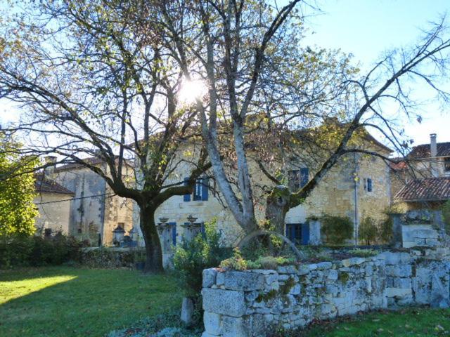 L'Echappee Belle Perigord Bed & Breakfast Cercles Exterior photo