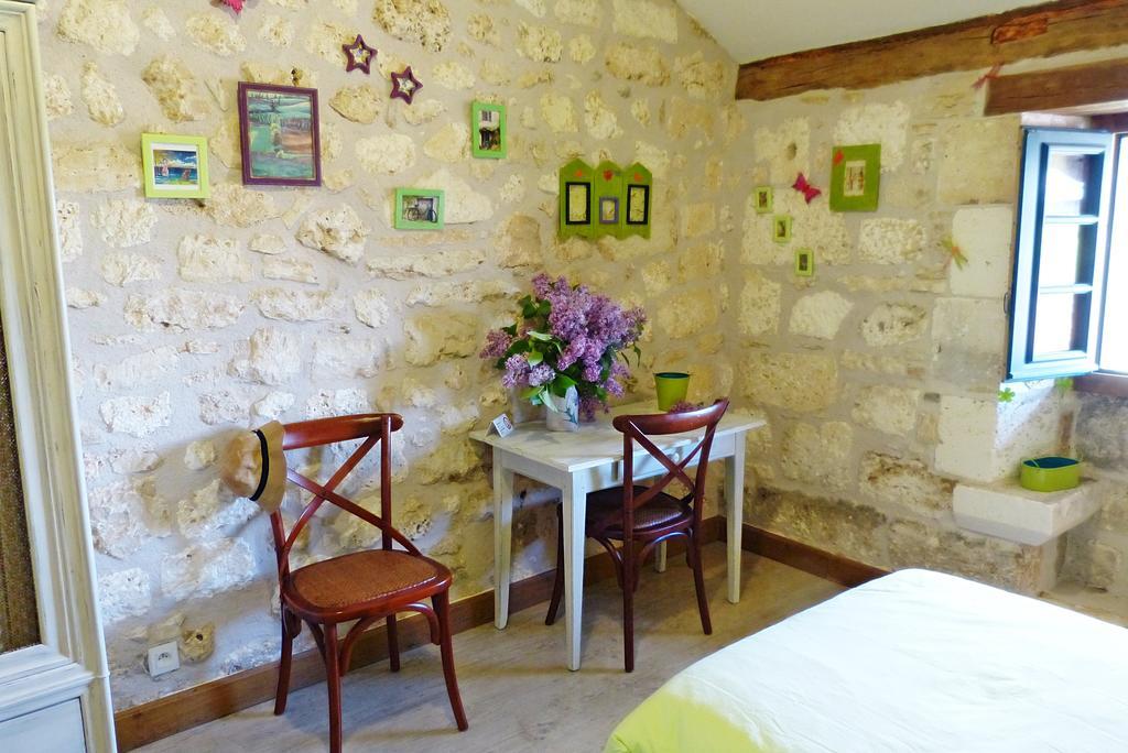 L'Echappee Belle Perigord Bed & Breakfast Cercles Room photo